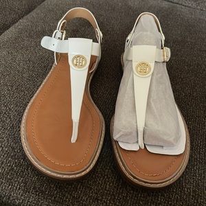Brand New! Tommy Hilfiger Bennia Size 11 M T-strap sandals